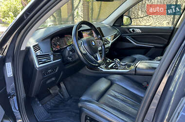 Внедорожник / Кроссовер BMW X7 2020 в 