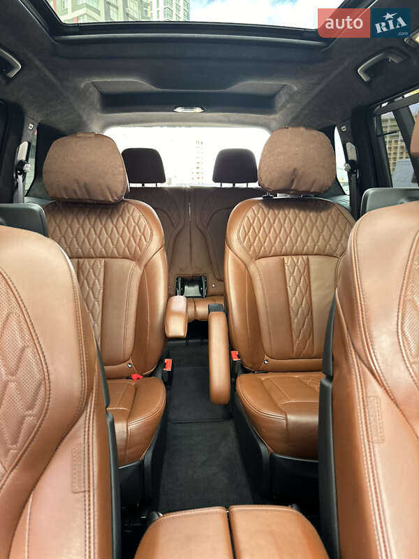 Внедорожник / Кроссовер BMW X7 2019 в Киеве
