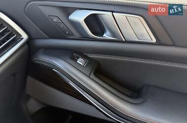 Внедорожник / Кроссовер BMW X7 2020 в 