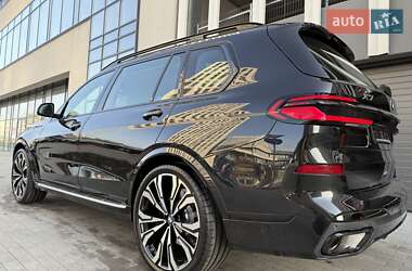 Внедорожник / Кроссовер BMW X7 2023 в Киеве