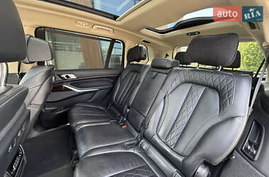 Позашляховик / Кросовер BMW X7 2019 в 