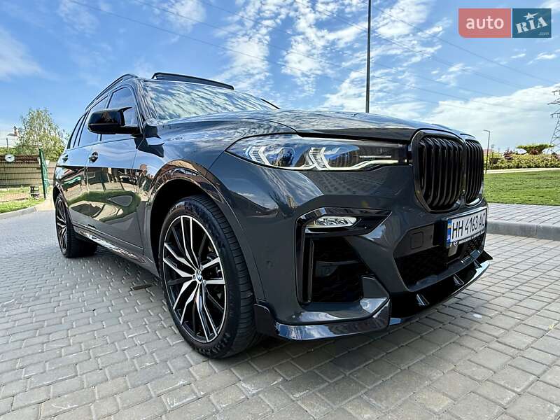 Внедорожник / Кроссовер BMW X7 2021 в Одессе