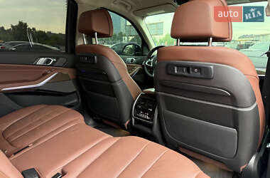 Позашляховик / Кросовер BMW X7 2019 в 