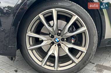 Внедорожник / Кроссовер BMW X7 2020 в 