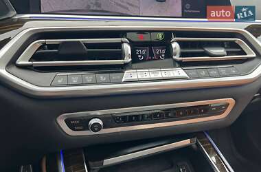 Внедорожник / Кроссовер BMW X7 2020 в 