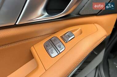 Внедорожник / Кроссовер BMW X7 2020 в 