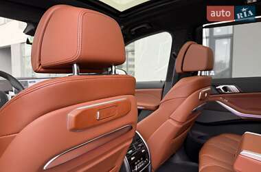 Внедорожник / Кроссовер BMW X7 2023 в 