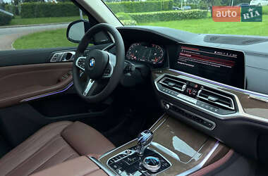 Позашляховик / Кросовер BMW X7 2019 в 