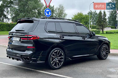 Позашляховик / Кросовер BMW X7 2019 в 