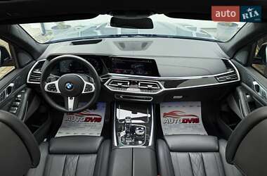 Позашляховик / Кросовер BMW X7 2020 в 
