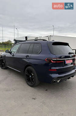 Внедорожник / Кроссовер BMW X7 2023 в 