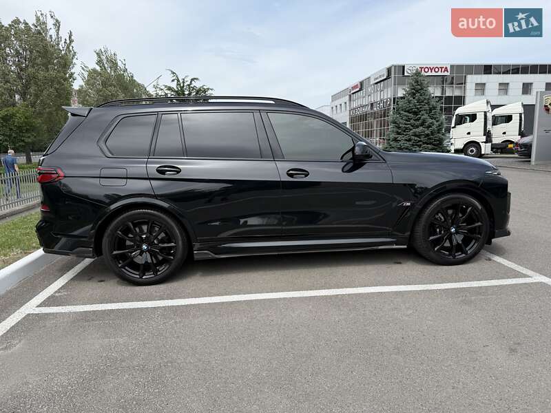 Внедорожник / Кроссовер BMW X7 2023 в Днепре