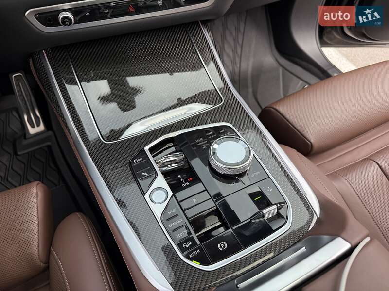 Внедорожник / Кроссовер BMW X7 2023 в Днепре