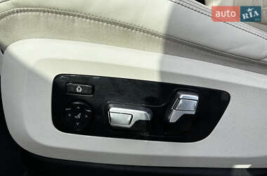 Внедорожник / Кроссовер BMW X7 2020 в 