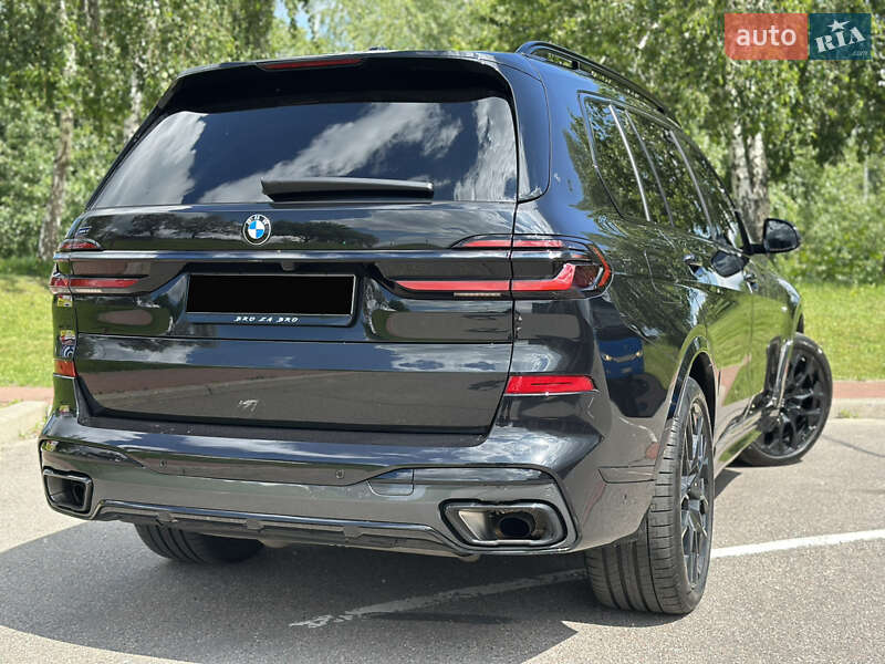 Внедорожник / Кроссовер BMW X7 2024 в Киеве