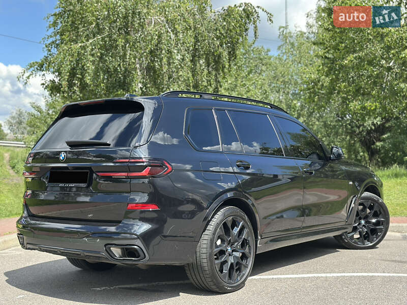 Внедорожник / Кроссовер BMW X7 2024 в Киеве