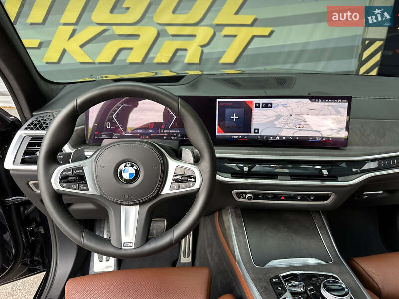 Внедорожник / Кроссовер BMW X7 2024 в Киеве