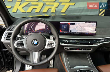 Внедорожник / Кроссовер BMW X7 2024 в 