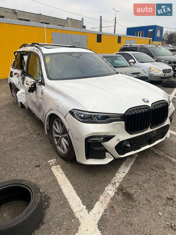 Позашляховик / Кросовер BMW X7 2019 в Києві