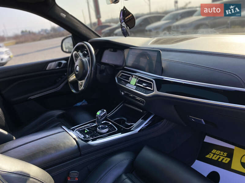Внедорожник / Кроссовер BMW X7 2019 в Ужгороде