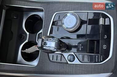 Внедорожник / Кроссовер BMW X7 2022 в 