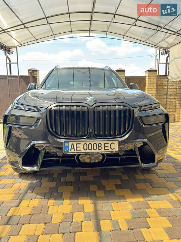 BMW X7 2023