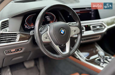 Внедорожник / Кроссовер BMW X7 2020 в 