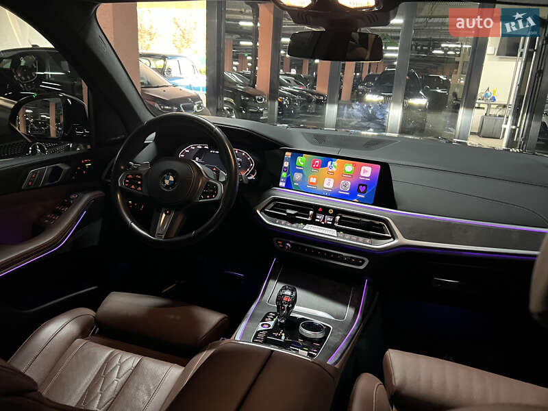 Позашляховик / Кросовер BMW X7 2021 в Києві