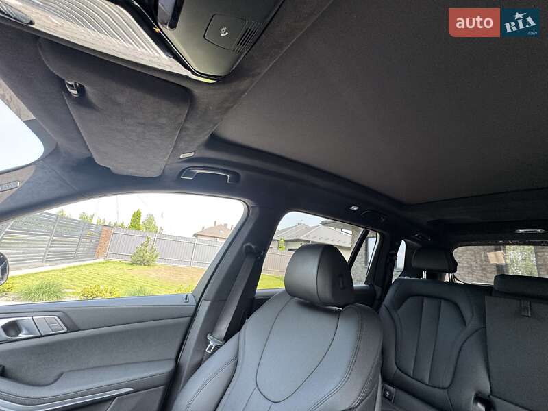 Внедорожник / Кроссовер BMW X7 2019 в Луцке