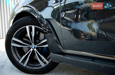 Внедорожник / Кроссовер BMW X7 2019 в 