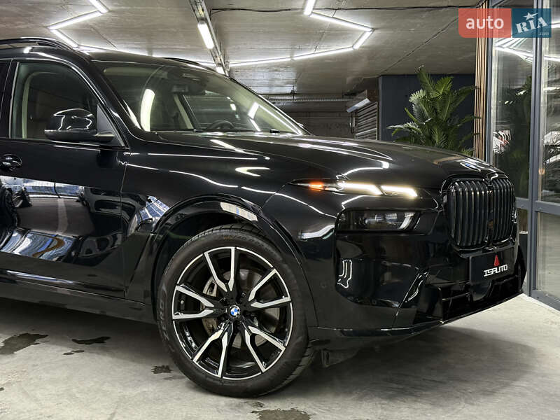Внедорожник / Кроссовер BMW X7 2023 в Одессе