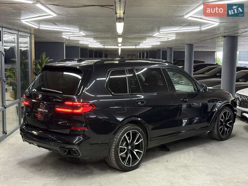 Внедорожник / Кроссовер BMW X7 2023 в Одессе
