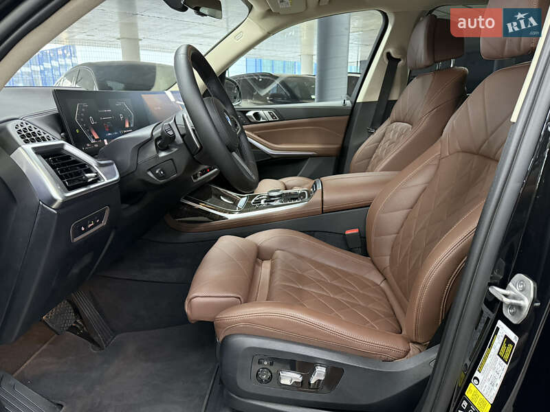 Внедорожник / Кроссовер BMW X7 2023 в Одессе