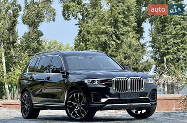 Внедорожник / Кроссовер BMW X7 2019 в 