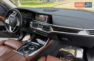 Внедорожник / Кроссовер BMW X7 2019 в 