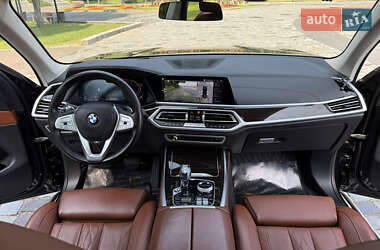Внедорожник / Кроссовер BMW X7 2019 в 