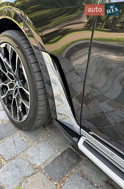 Внедорожник / Кроссовер BMW X7 2019 в 
