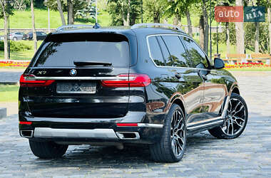 Внедорожник / Кроссовер BMW X7 2019 в 