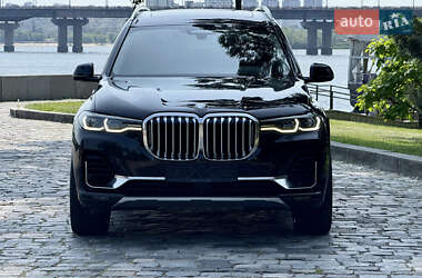 Внедорожник / Кроссовер BMW X7 2019 в 