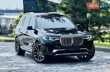 Внедорожник / Кроссовер BMW X7 2019 в 