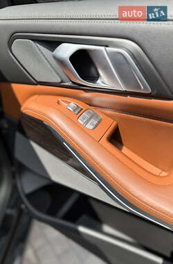 Внедорожник / Кроссовер BMW X7 2019 в 