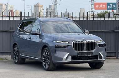 Внедорожник / Кроссовер BMW X7 2022 в 