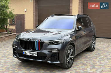 Внедорожник / Кроссовер BMW X7 2021 в 