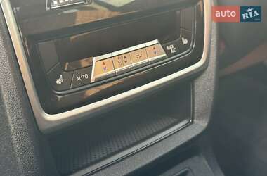 Внедорожник / Кроссовер BMW X7 2019 в 