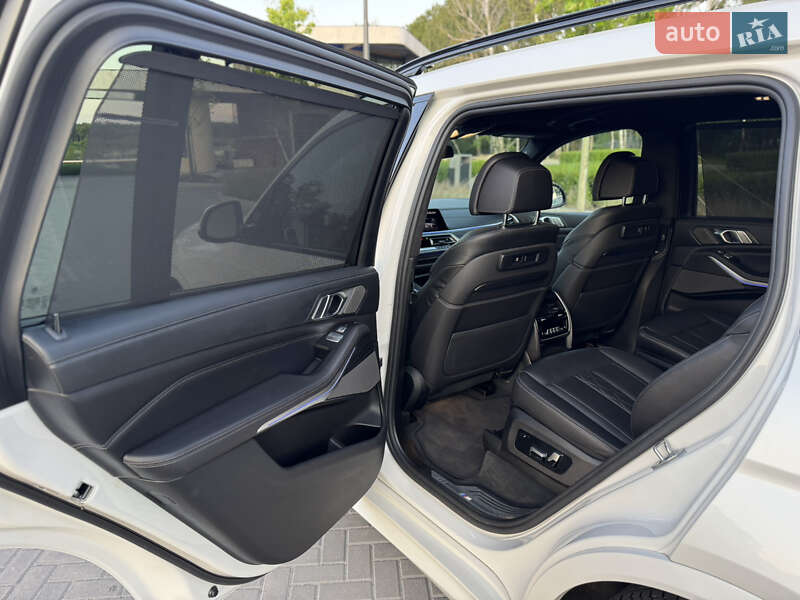 Позашляховик / Кросовер BMW X7 2019 в Києві