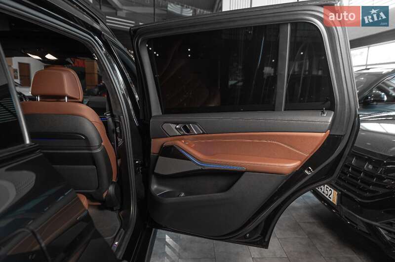 Позашляховик / Кросовер BMW X7 2023 в Одесі