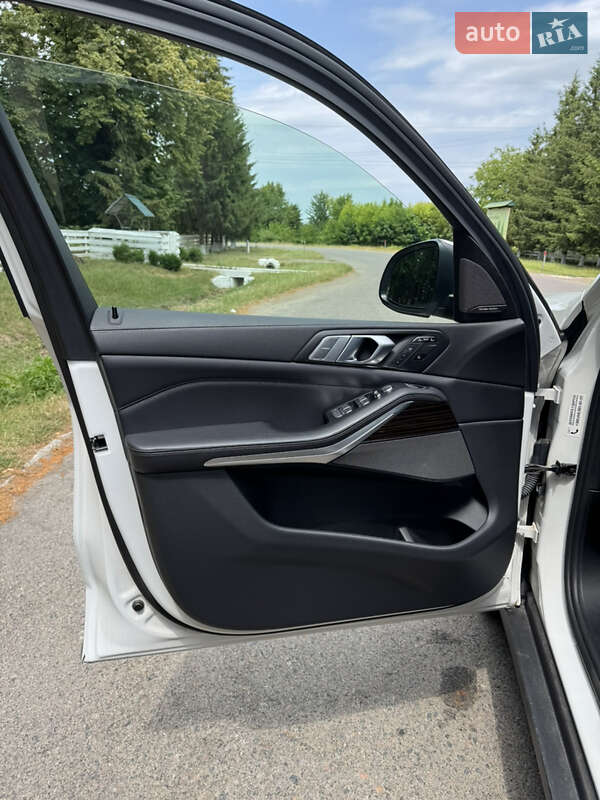 Внедорожник / Кроссовер BMW X7 2020 в Виннице