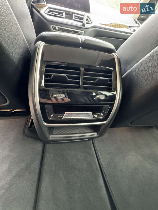 Внедорожник / Кроссовер BMW X7 2020 в Виннице