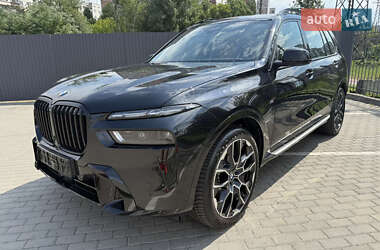 Внедорожник / Кроссовер BMW X7 2024 в Киеве