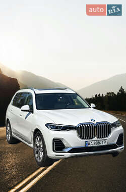 Внедорожник / Кроссовер BMW X7 2020 в Киеве